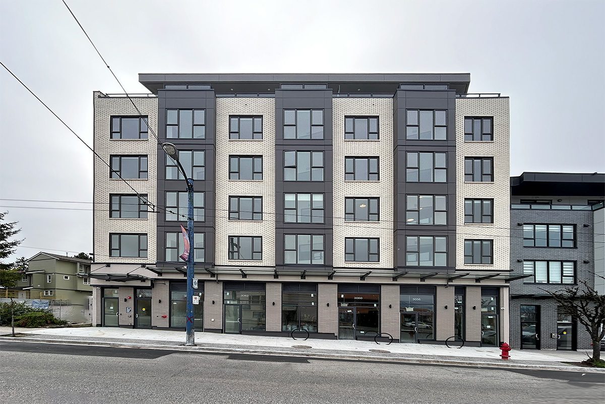 3068 Kingsway building exterior